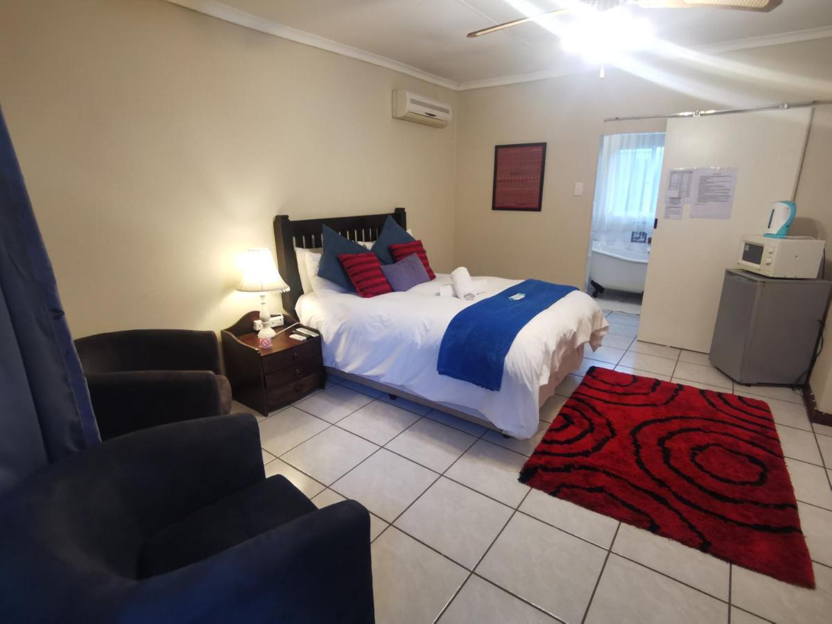Sun Deck Lodge Hartbeespoort Luaran gambar