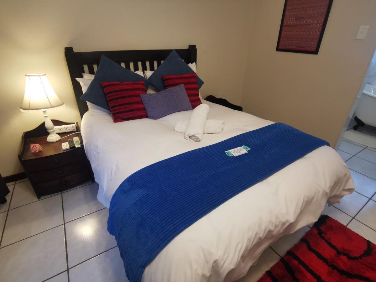Sun Deck Lodge Hartbeespoort Luaran gambar